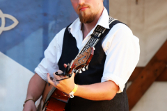 090419_42_12IMG_7898