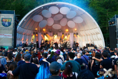 SUbwaytoSally110823_0058