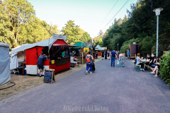 081218_19_228X0A4184