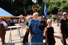 081413_08_298X0A7401